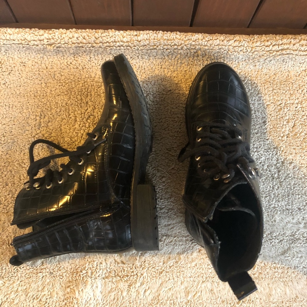 Black Steve Madden Boots